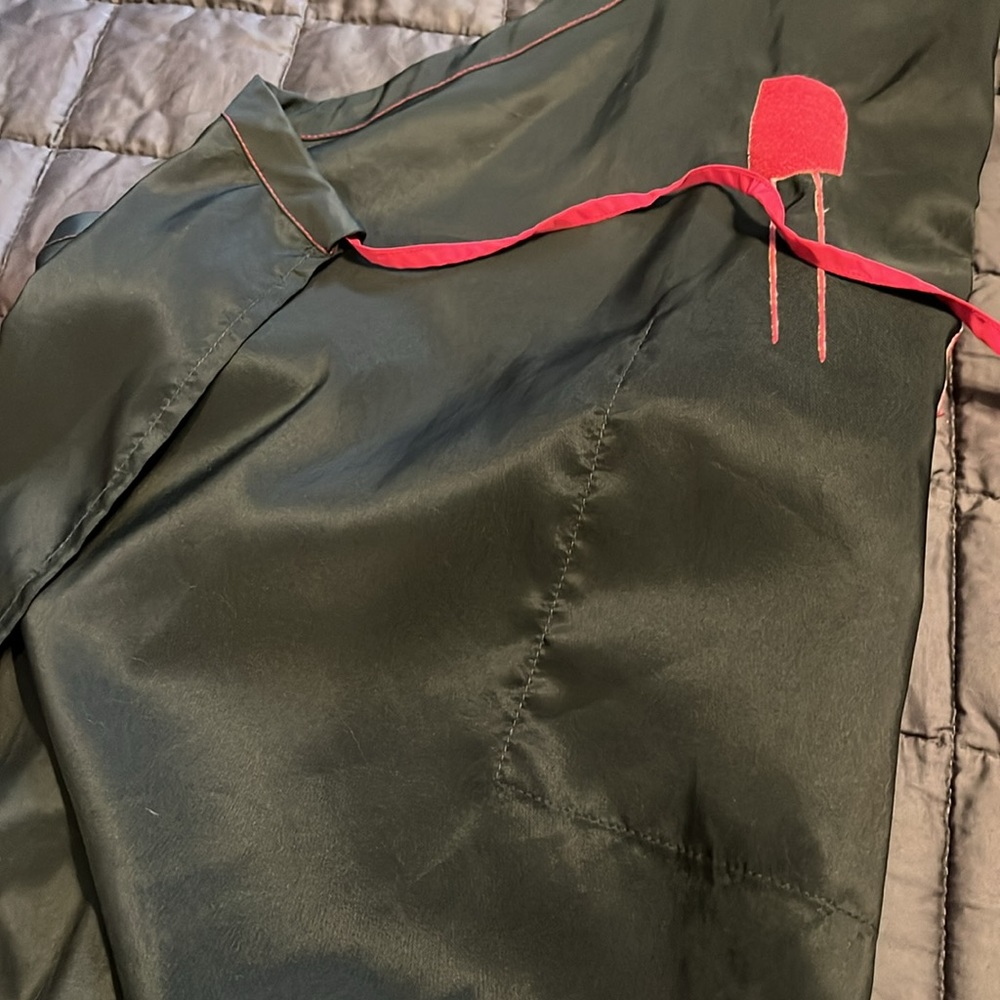Tupperware Apron - Picture 5 of 5